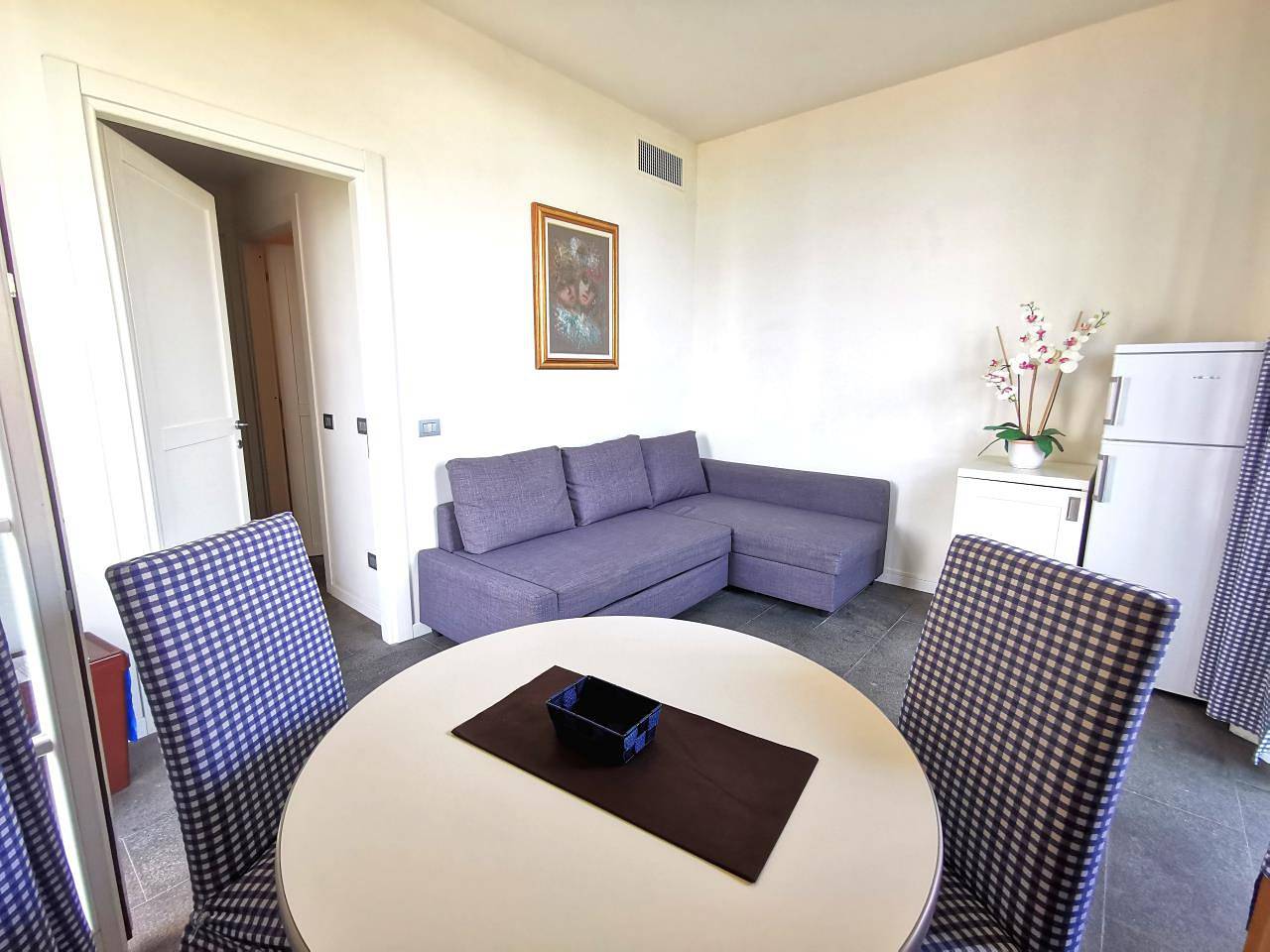 Ganze Wohnung, Residenz Antico Verbano Zweizimmer-Wohnung Bilo für 4 Personen in Meina, Comune di Meina