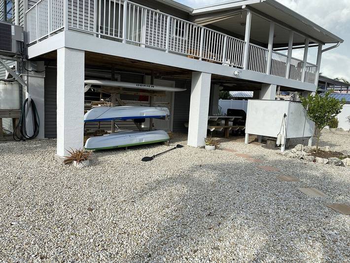 Vacation rental for 6 people, with yard and terrace in Cudjoe Key