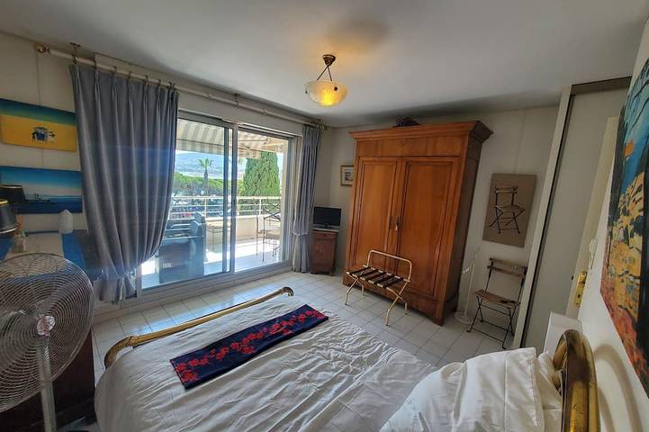 Gîte pour 6 personnes, avec jardin ainsi que terrasse et jacuzzi dans Port de Saint-Jean - 3