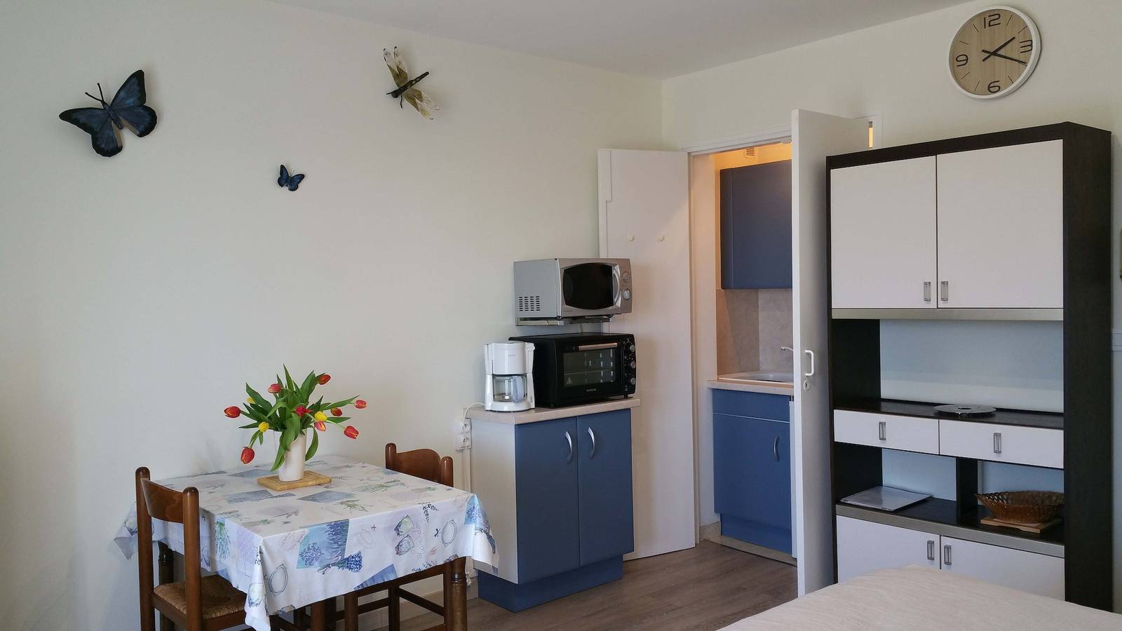 Studio entier, Studio 'À Louer Gréoux' avec terrasse privée, balcon et Wi-Fi in Gréoux-les-Bains, Alpes-de-Haute-Provence