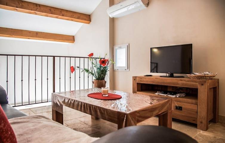 Location de vacances pour 4 personnes, avec jardin et piscine à Cabrerolles - 3