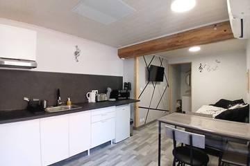 Gîte pour 2 personnes, avec piscine à Saint-Aubin