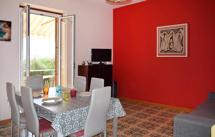 Apartamento vacacional entero, Acogedor apartamento con vistas al mar y terraza cerca de la playa de Sampieri in Marina di Modica, Módica