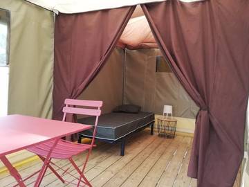 Tente pour 3 Personnes dans Savigny-en-Véron, Région de Chinon, Photo 2