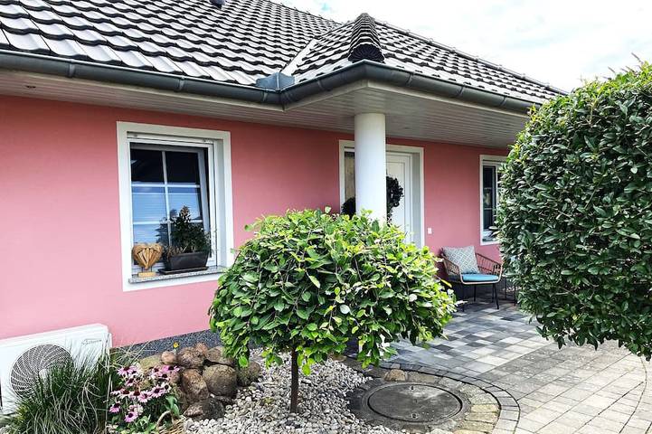 Bungalow für 5 Personen, mit Garten und Balkon