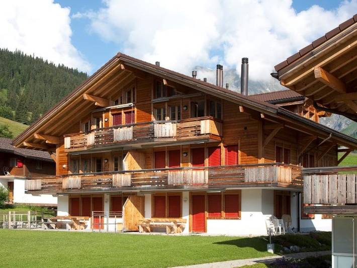 Hütte für 5 Personen, mit Garten und Balkon in Adelboden