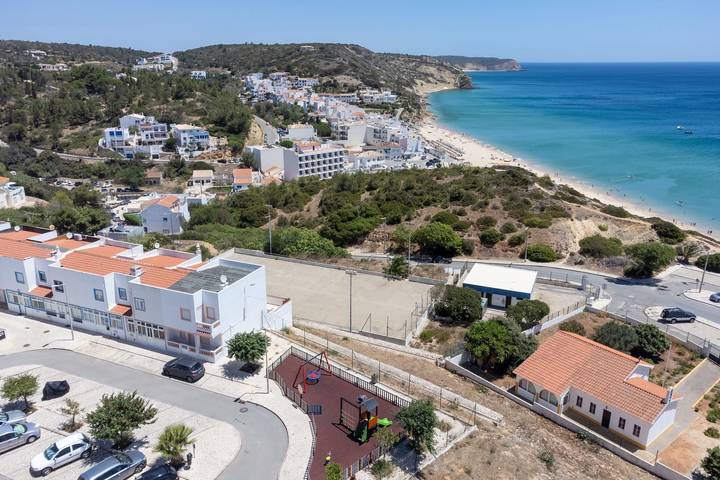Location de vacances pour 4 personnes, avec terrasse à Salema - 2