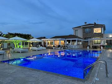 Villa per 20 Persone in Ayia Napa, Sud di Cipro, Foto 2