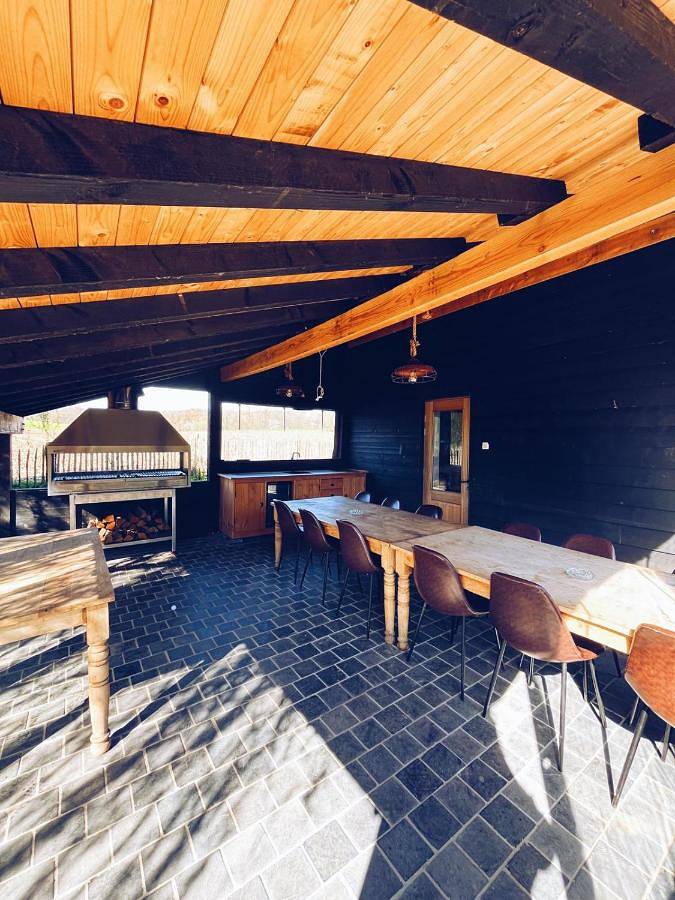 Six-Bedroom House in Renaix, Province de Flandre-Orientale
