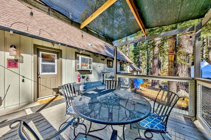 Cottage for 6 people, with balcony by Lake Tahoe