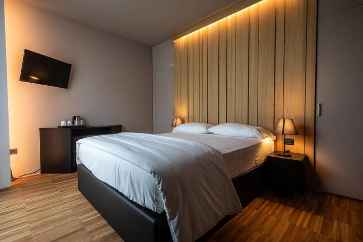 Hôtel pour 3 personnes, avec piscine et jardin, animaux acceptés à Tavagnacco - 2