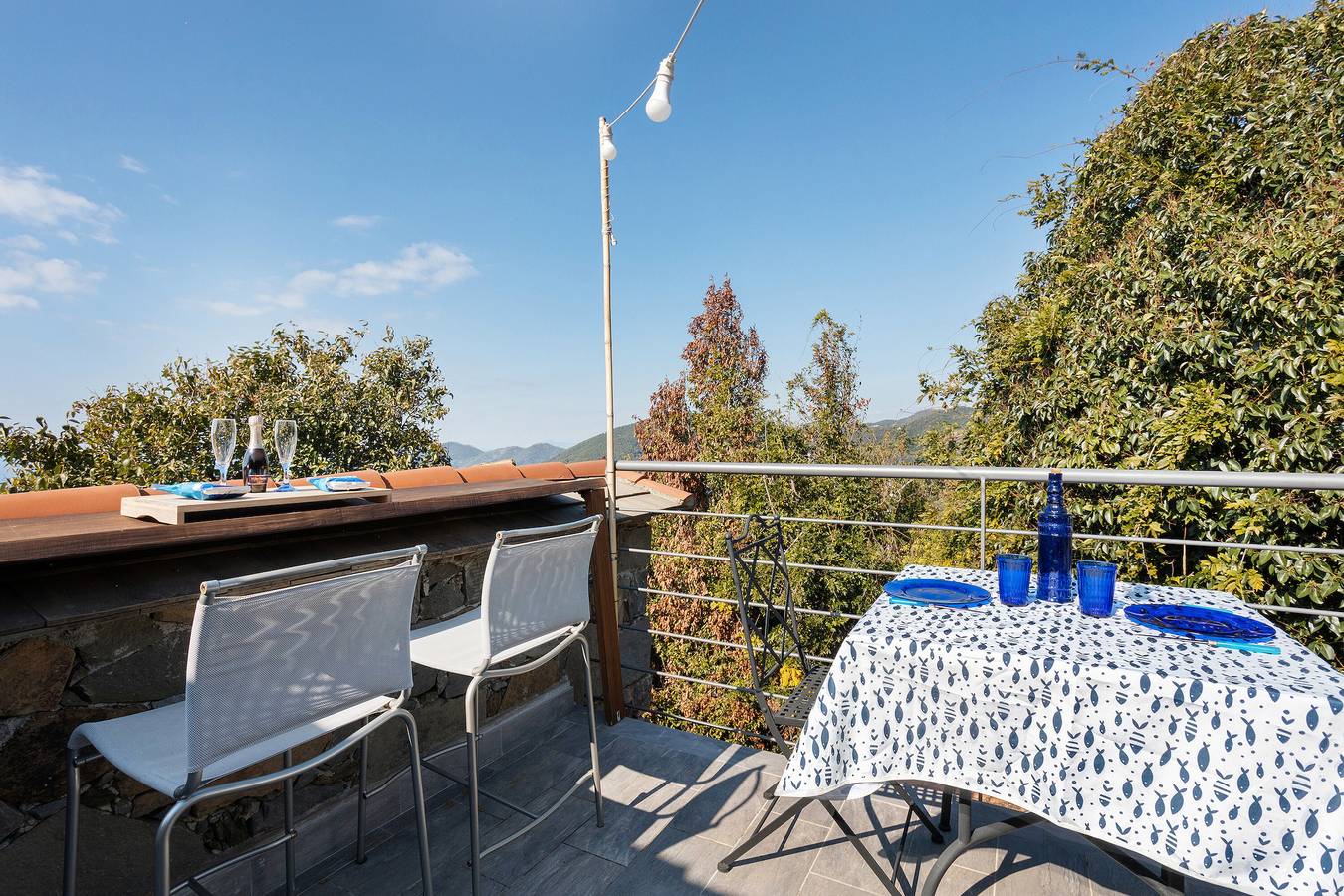 Ganze Wohnung, Apartment 'Vistamare Relax Cinque Terre' mit Meerblick, Wlan und Klimaanlage in Vernazza, Vernazza Gemeinde