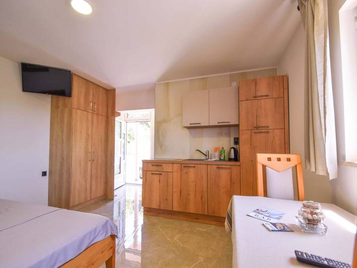 Studio für 2 Personen, mit Meerblick in Banjol - 4