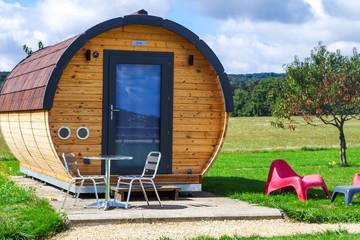 Gîte pour 4 personnes, avec terrasse à Lugny