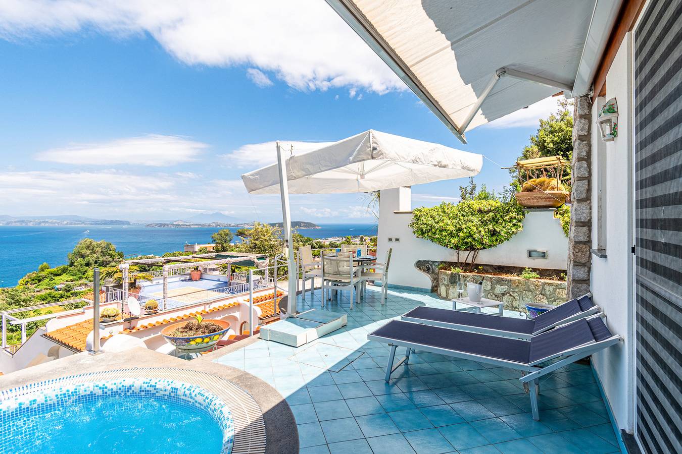 Ganze Wohnung, Dependance Castiglione With Pool And View in Casamicciola Terme, Ischia