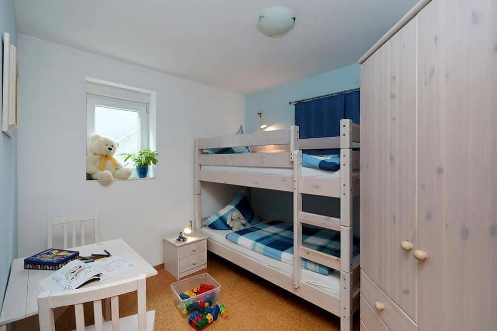Ganze Wohnung, Ferienwohnung Weickenmeier - Ferienwohnung in Römerberg, Rheinebene