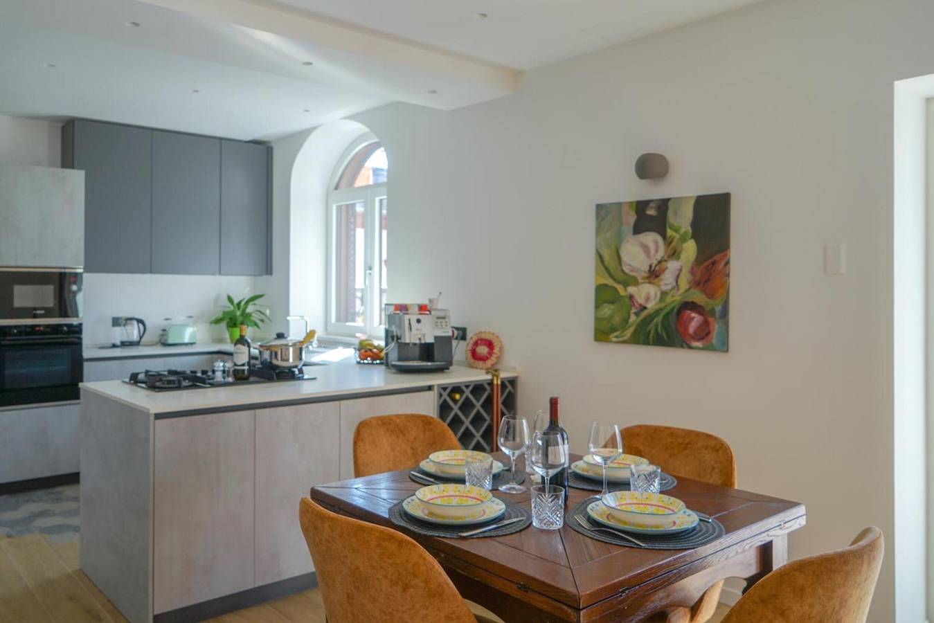 Ganze Wohnung, Apartment 'Principe Di Agerola' mit privater Terrasse, Garten und Wlan in Pianillo, Agerola