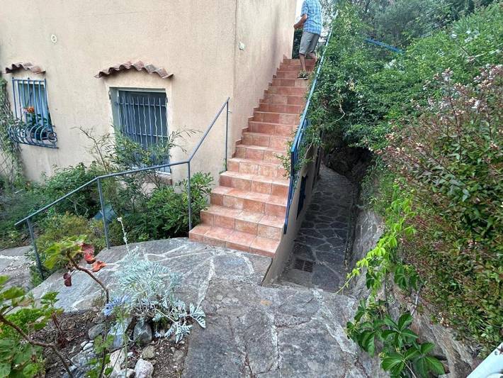 Gîte pour 4 personnes, avec jardin ainsi que vue et sauna dans Plage de La Fossette - 2