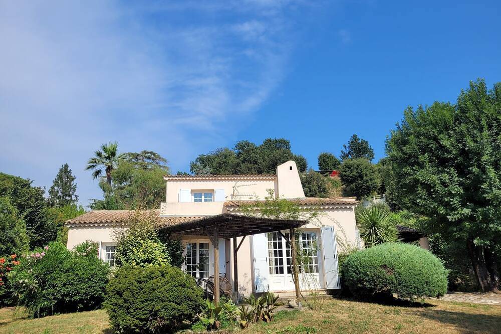 Maison De Vacances pour 6 Personnes dans La Colle-sur-Loup, Région de Cannes