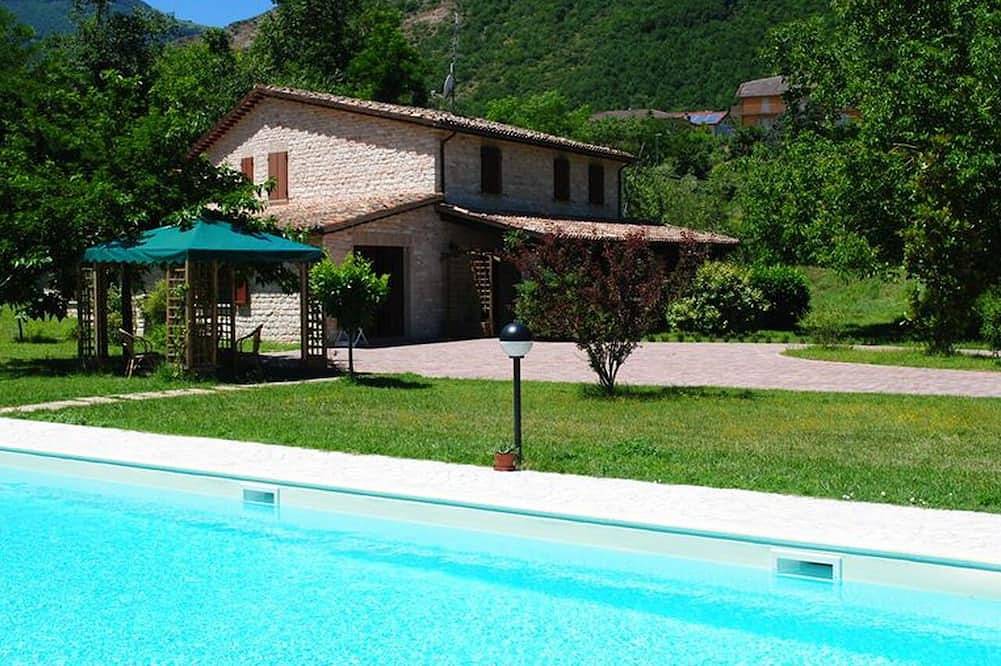 Appartamento intero, Vacation apartment Il Bosso in Cagli, Valle del Metauro
