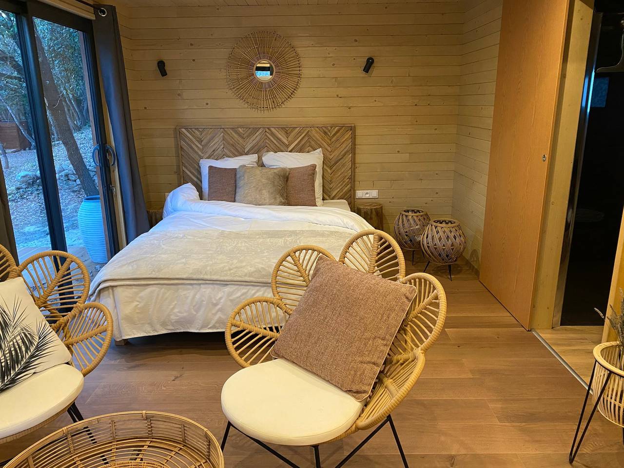 Casa vacacional 'Lodge Slow Life - Mas De Rey' con terraza privada, Wi-Fi y aire acondicionado in Arpaillargues-et-Aureillac, Region de Nimes