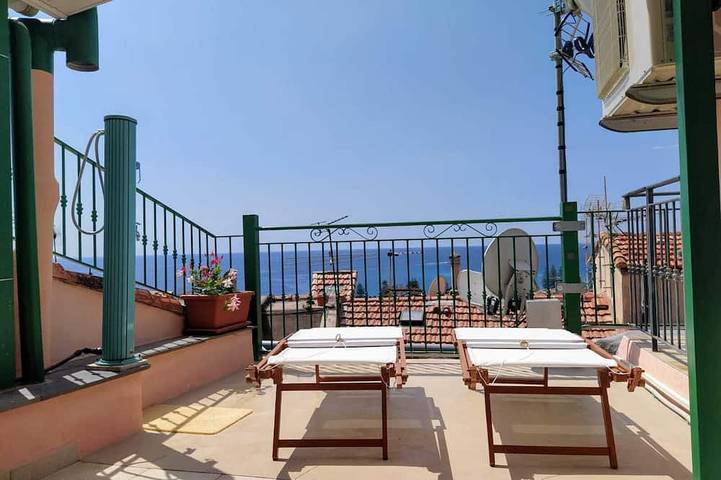 Ferienwohnung für 4 Personen, mit Terrasse in Bordighera