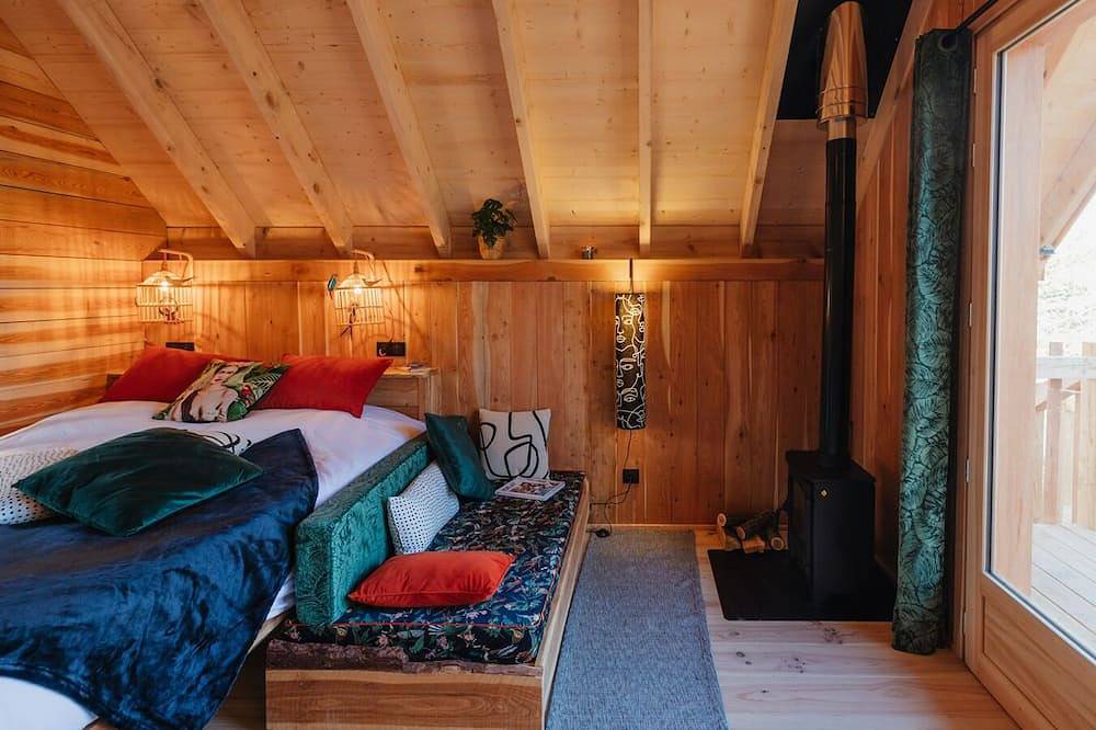 Kabine-Luxus-Ensuite mit Bad-Bergblick-Couple bain nordique in Gap, Gap und Umgebung