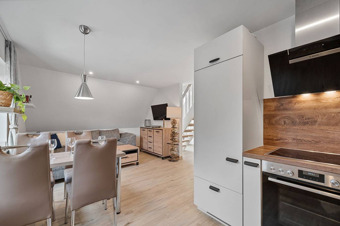 Ganze Wohnung, Kjell Hus - Fewo Ording - eine helle 3‑Zimmer‑Ferienwohnung mit 2 Bädern und hochwertiger Küche in ruhiger Top‑Lage in Ording! in St. Peter-Bad, St. Peter-Ording