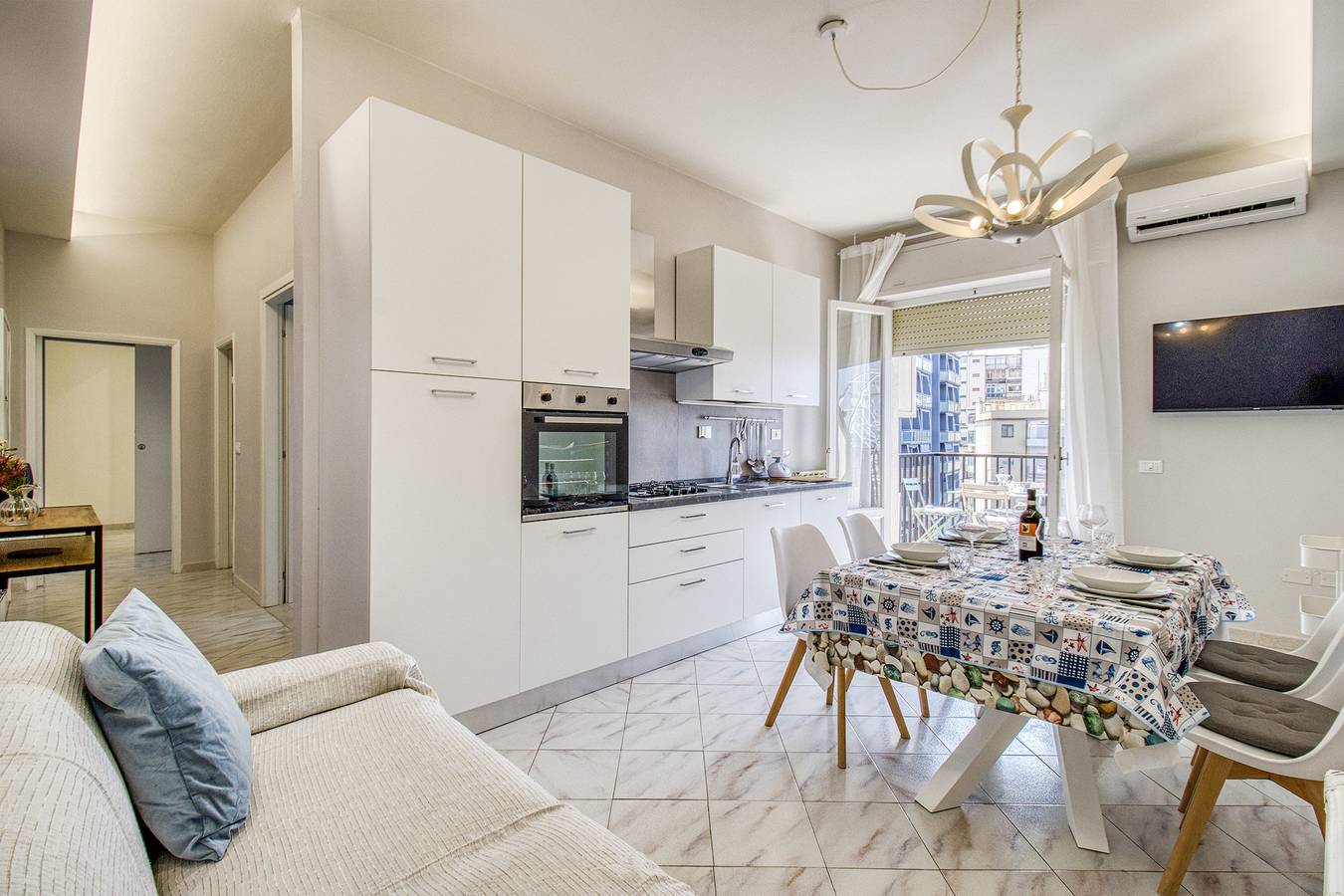 Entire apartment, Bedo House Beach Front in Follonica, Etruscan Coast