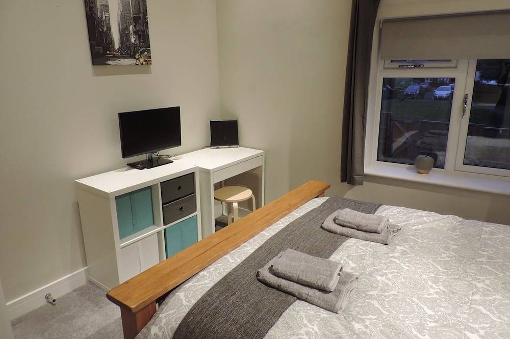 4 slaapkamer Farnborough luchthaven accommodatie in Rushmoor, Hampshire