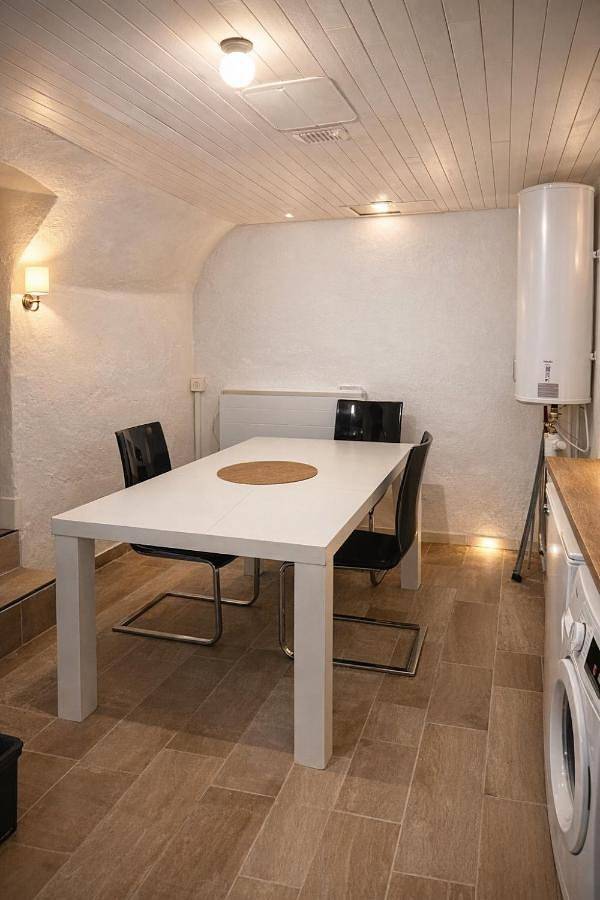 Gîte pour 4 personnes, avec jacuzzi dans Office De Tourisme De Montelimar - 4
