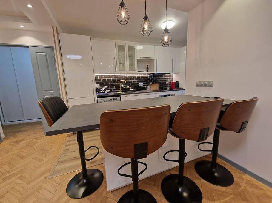 Appartement entier, Magnifique Appartement Paris La Défense in Colombes, Hauts-de-Seine