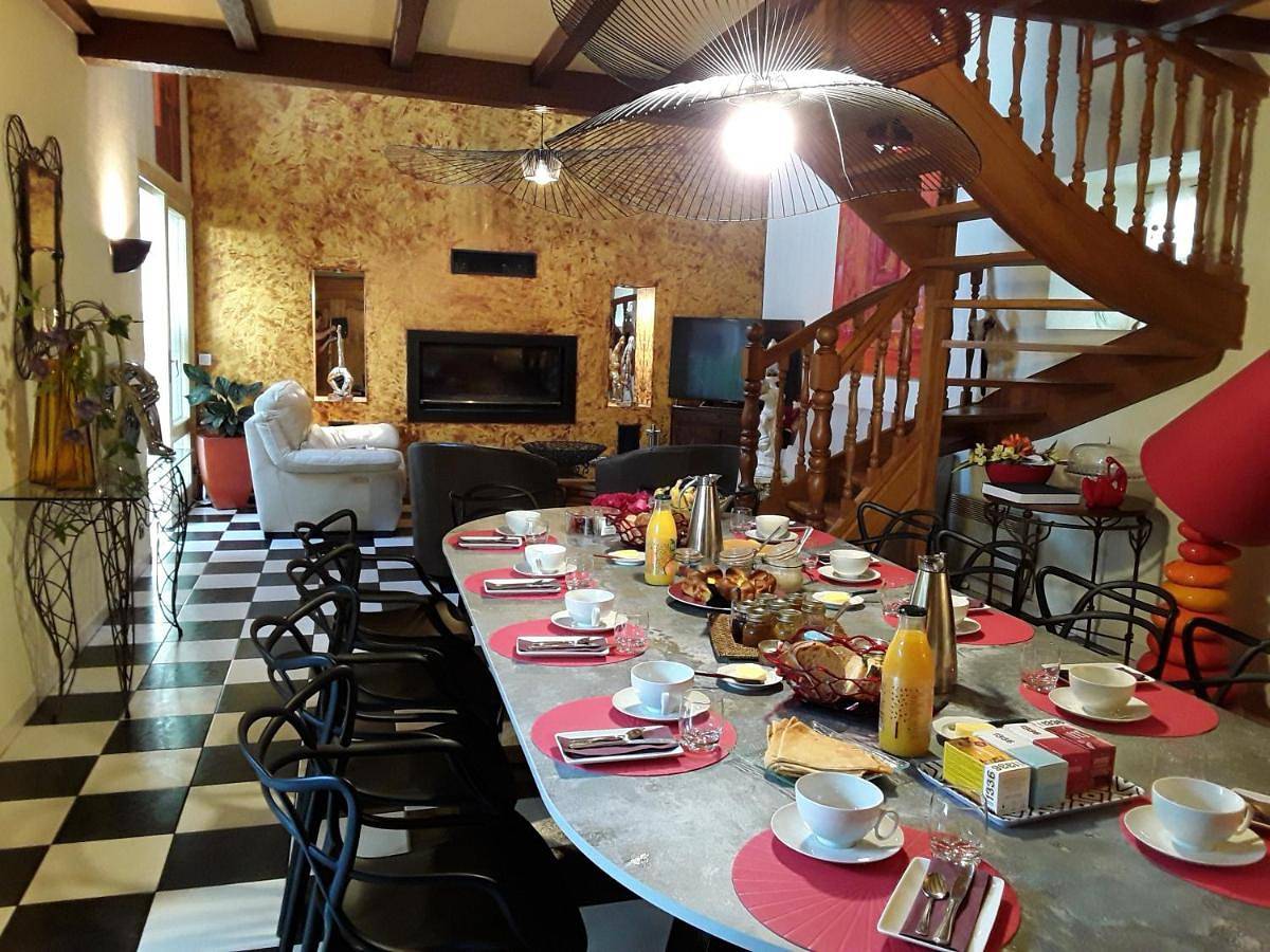 Double Room with Garden View in Plouigneau, Région de Morlaix