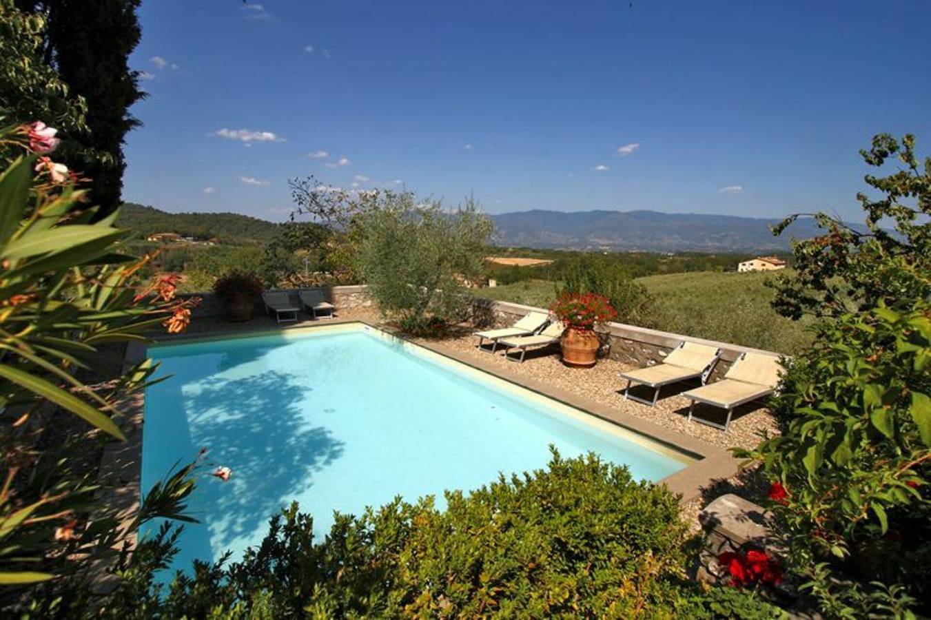 Villa Stolli in Figline e Incisa Valdarno, Chianti