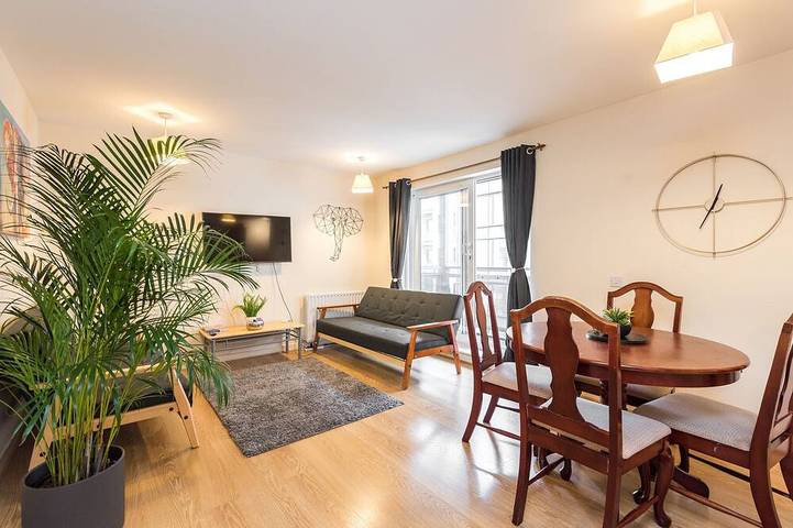 Ferienwohnung für 8 Personen, mit Balkon in Edinburgh
