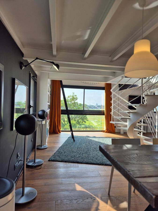 Appartement entier, Three-Bedroom Loft Apartment in Le Bouscat, Région de Bordeaux