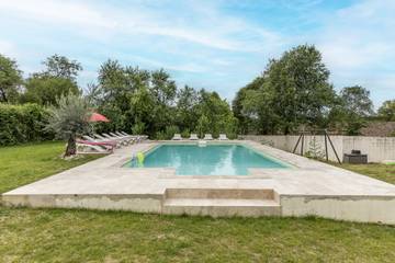 Location De Vacances pour 6 Personnes dans Beaumontois en Périgord, Périgord Pourpre, Photo 1