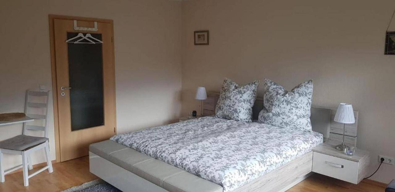 Ganze Ferienwohnung, Economy Triple Room in Rostrup, Bad Zwischenahn