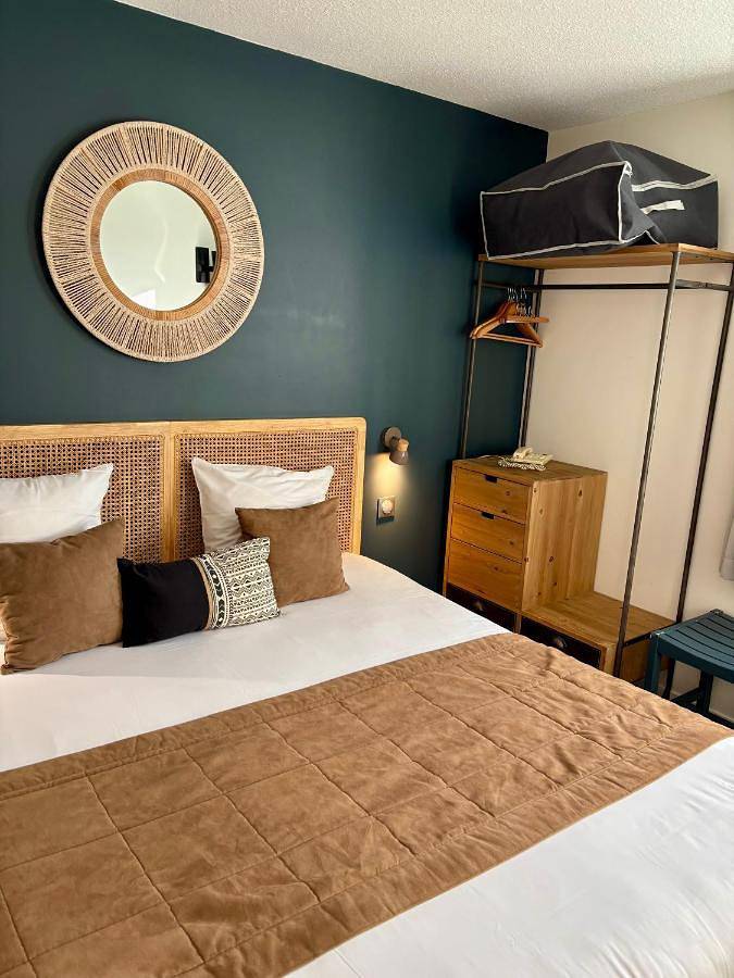 Hôtel pour 2 personnes, avec vue et jardin à Saint-Lô - 2