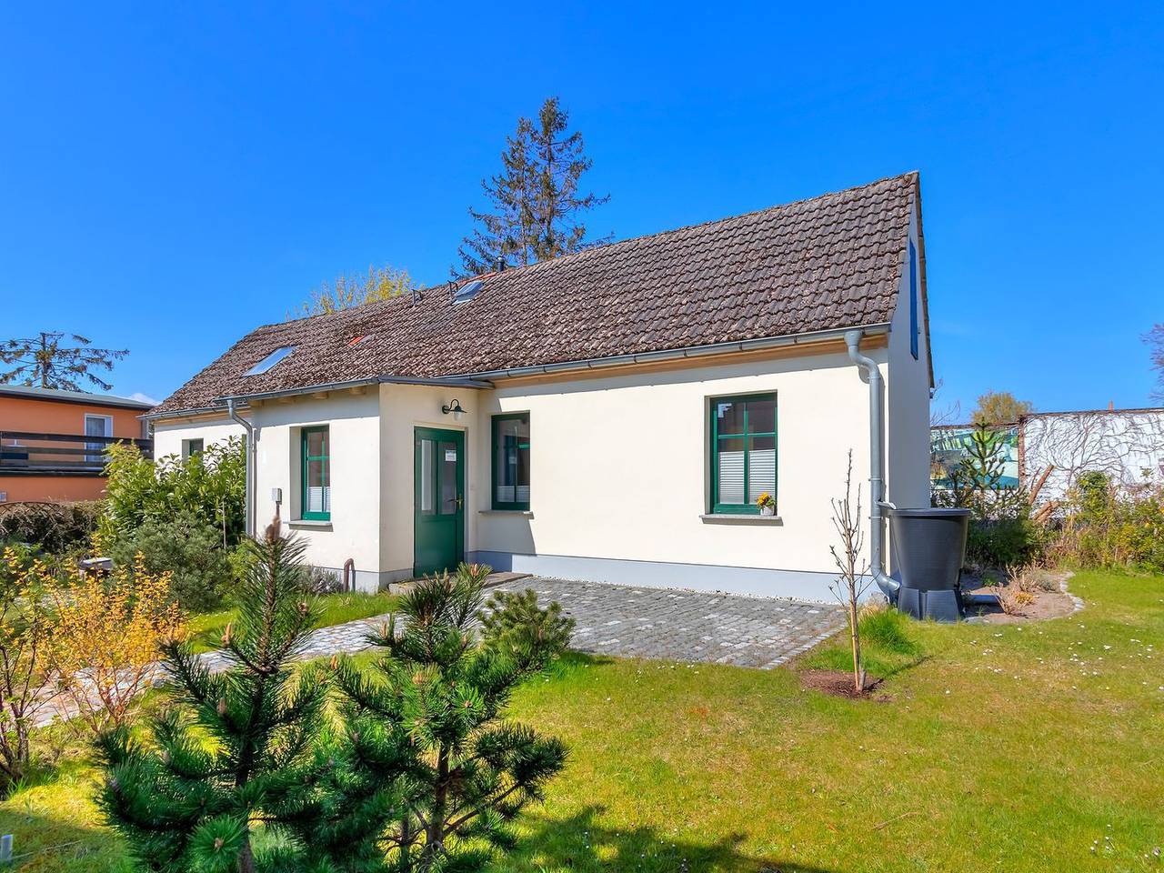Ferienhaus Gartenoase in Ahlbeck mit Garten, Terrasse und 500 m zum Sandstrand in Drei Kaiserbäder, Heringsdorf