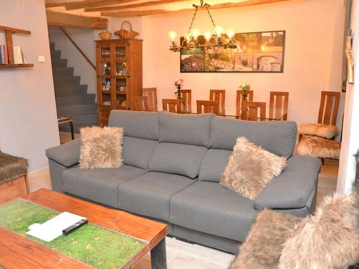 Appartement entier, Cadí - Tríplex para gurupos en La Pobla de Lille in La Pobla de Lillet, Pyrénées catalanes
