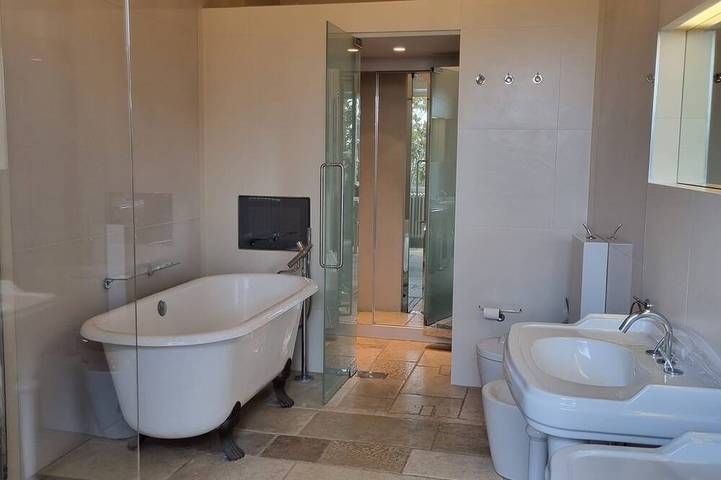 Château pour 12 personnes, avec jardin et sauna dans le Gard - 3