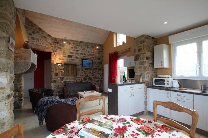 Gîte pour 4 personnes, avec jardin, animaux acceptés à Le Val-Saint-Père - 4