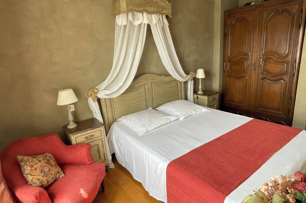 Grande villa familiale climatisée avec piscine privée en Provence Côte d’Azur in Le Rouret, Côte méditerranéenne (France)