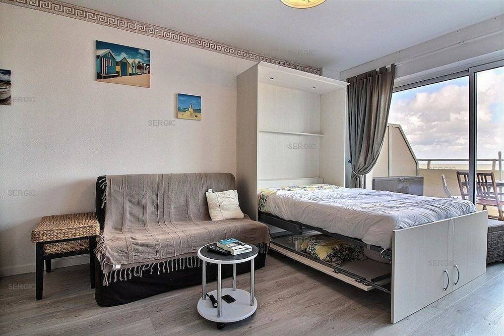 Appartement entier, Glb107 : Face Mer , studio avec terrasse vue du 1er étage, pour 4 personnes in Berck Plage, Berck