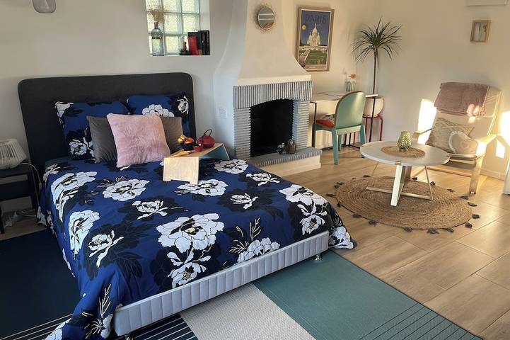 Gîte pour 2 personnes, avec terrasse et jardin à Bagneux - 2