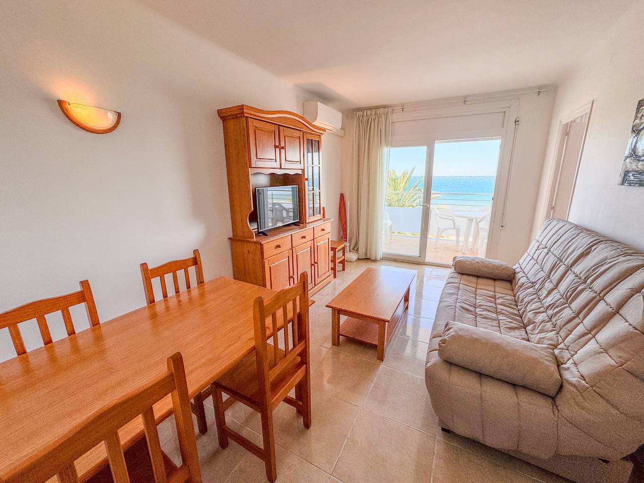 Appartement entier, Appartement de vacances pour 6 personnes avec terrasse in Santa Margarida, Roses