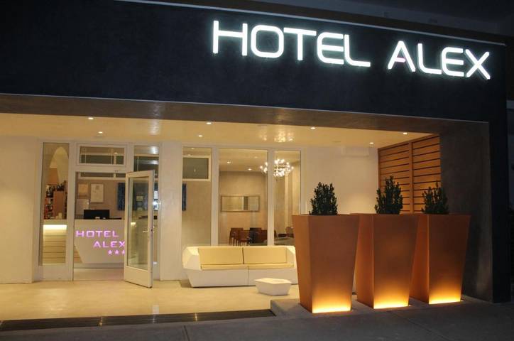 Hôtel pour 3 personnes, avec terrasse et jardin
