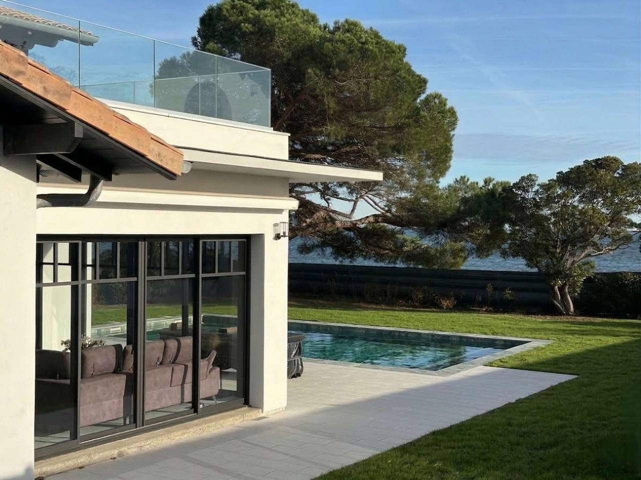 Villa voor 12 personen met terras in Petit Piquey, Lège-Cap-Ferret