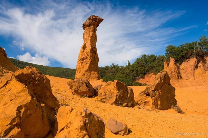 Gîte pour 6 personnes, avec terrasse et vue à Le Chaffaut-Saint-Jurson - 3